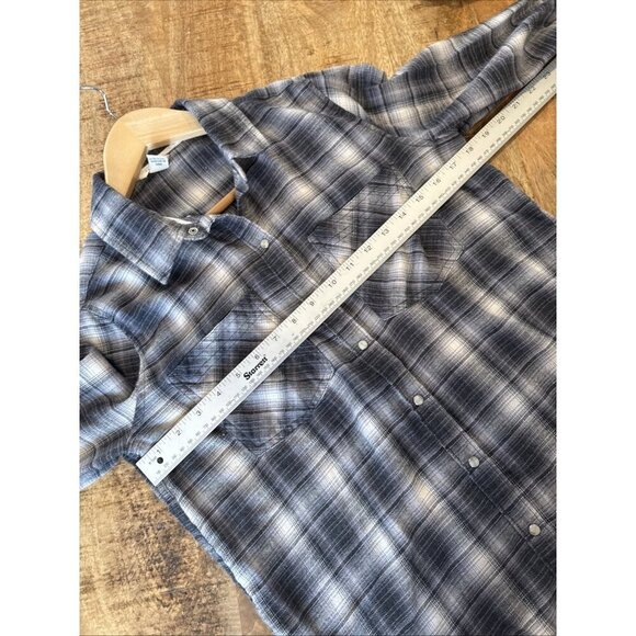 Forever 21 Flannel Button Up Shirt Women's S Long Sleeve Pearl Snap Plaid Gray - Picture 6 of 7